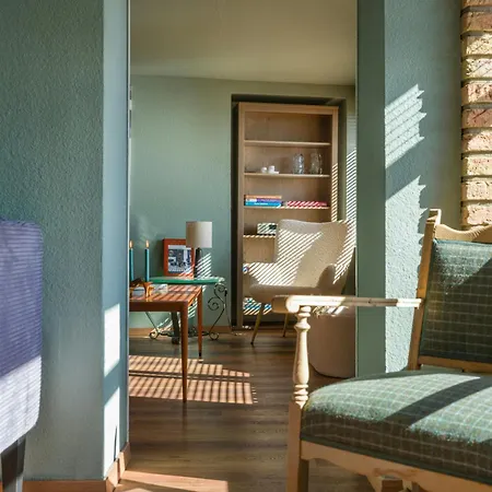 A Design Retreat With Views Of The Eider Дом отдыха *